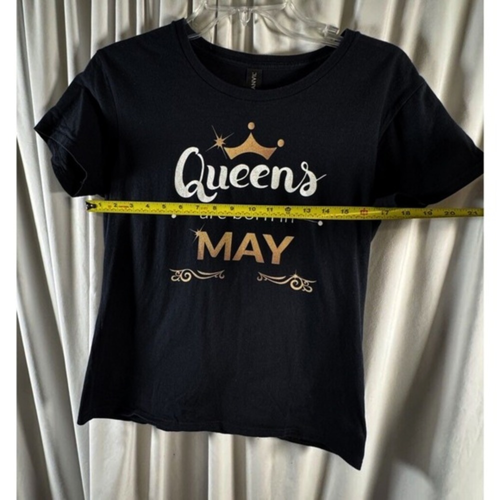 Anvil Queens Are Born In May Black Graphic T-Shirt Womens Cotton Tee M 73-41 - Picture 5 of 10